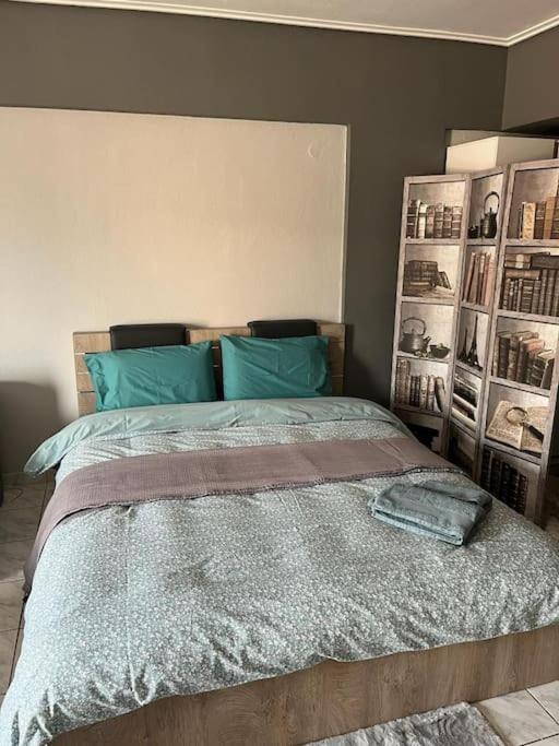 Central Modern Apartment ヴォロス エクステリア 写真
